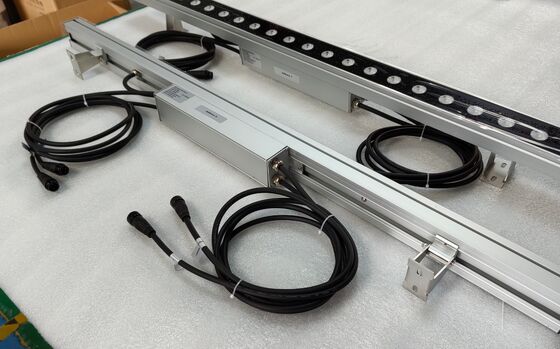 3 বছরের গ্যারান্টি সময় LED ওয়াল ওয়াশার লাইট অ্যালুমিনিয়াম খাদ 1m দৈর্ঘ্য এবং আলোকসজ্জা সমাধান স্থাপত্য ফ্যাসেড আলোর জন্য