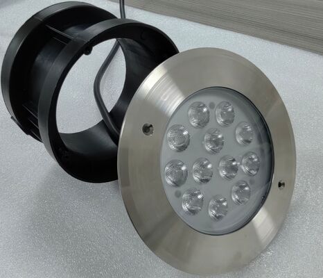 রিমোট কন্ট্রোল পাওয়ার অন অফ ডিএমএক্স ডালি এলইডি সুইমিং পুল লাইট 100lmw হালকা দক্ষতা এবং মরীচি কোণ বৈশিষ্ট্যযুক্ত 15 30 45 60 ডিগ্রী