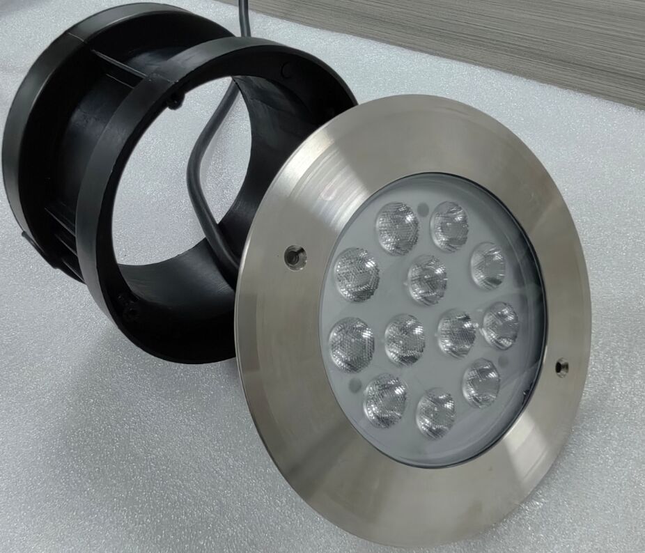 রিমোট কন্ট্রোল পাওয়ার অন অফ ডিএমএক্স ডালি এলইডি সুইমিং পুল লাইট 100lmw হালকা দক্ষতা এবং মরীচি কোণ বৈশিষ্ট্যযুক্ত 15 30 45 60 ডিগ্রী